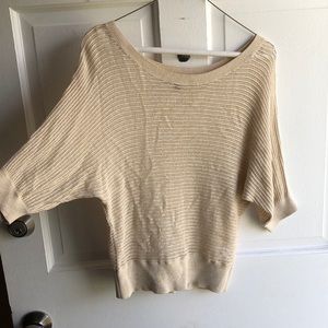 Sweater with quarter length sleeves